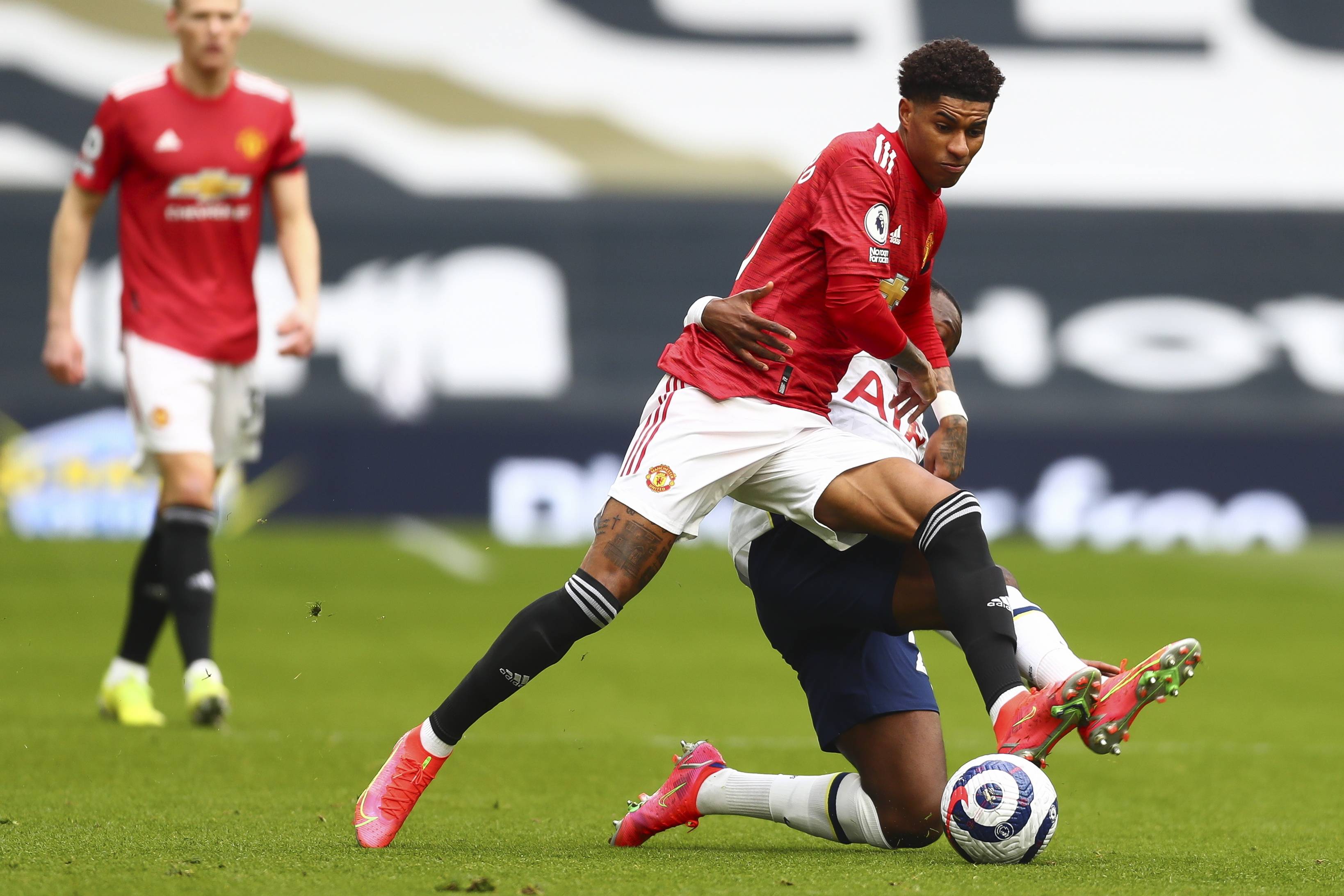 上的表现压 上的表现压