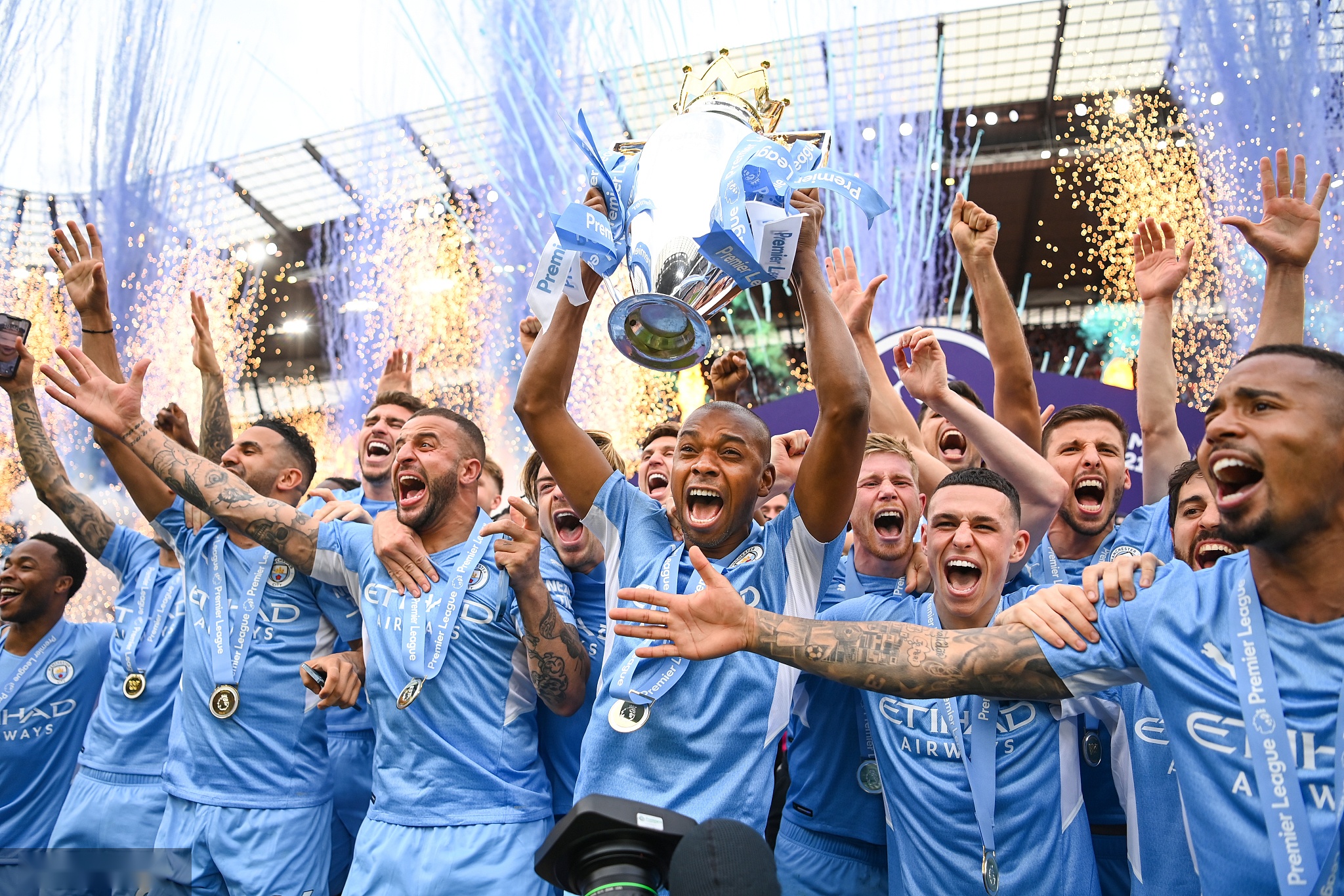 教练的硬指 教练的硬指